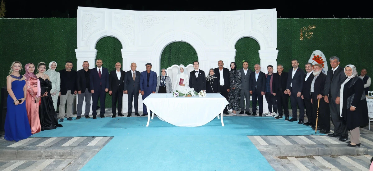 Aile Yılı’nda evlenecek çiftlere en büyük destek Onikişubat Belediyesi’nden!