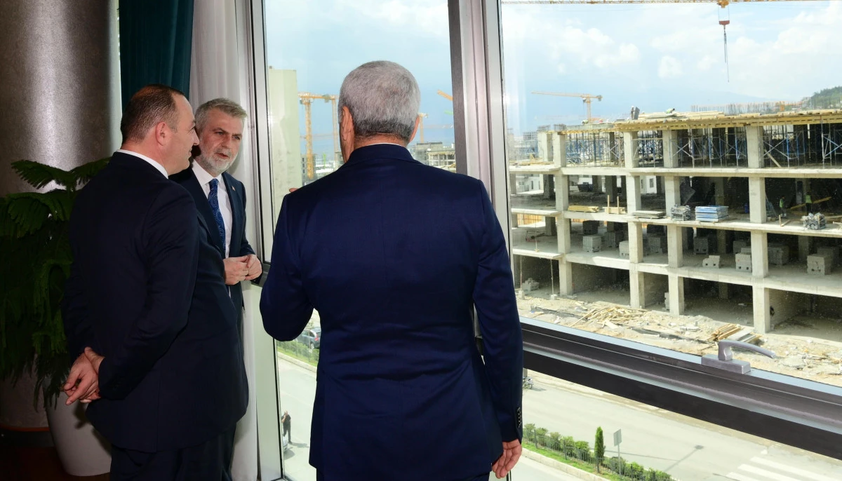 Başkan Görgel, Azerbaycan Mahallesi İki Ülke Kardeşliğinin Nişanesi!