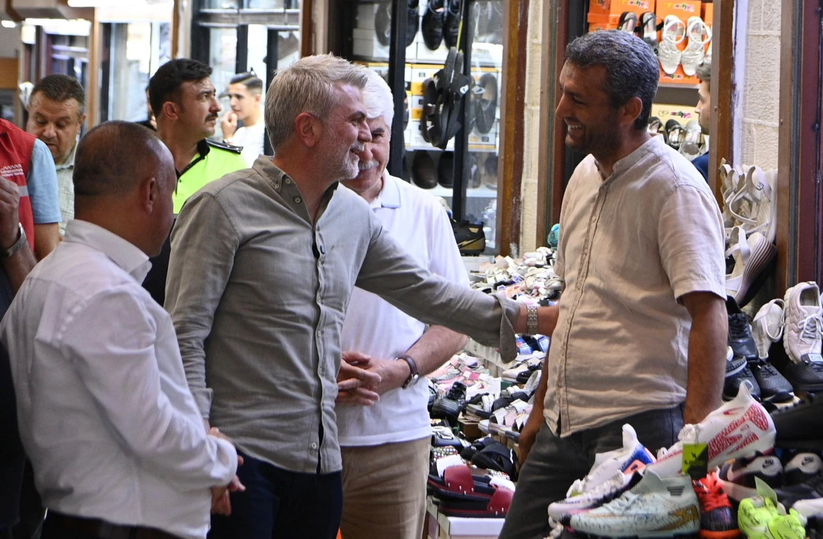 Başkan G&ouml;rgel, Kapalı &Ccedil;arşı&rsquo;da Esnaf ve Vatandaşlarla Bir Araya Geldi!