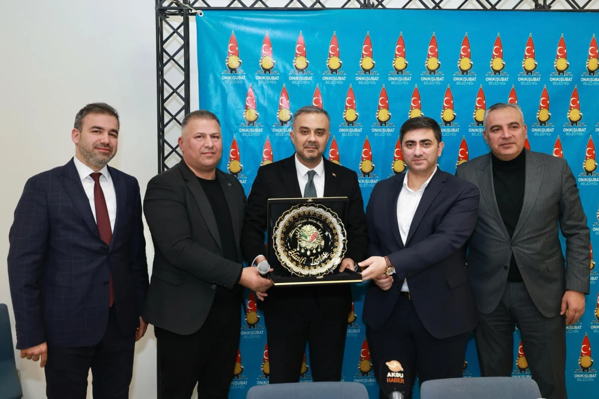 Başkan Toptaş, muhtarlarla iftar sofrasında buluştu!