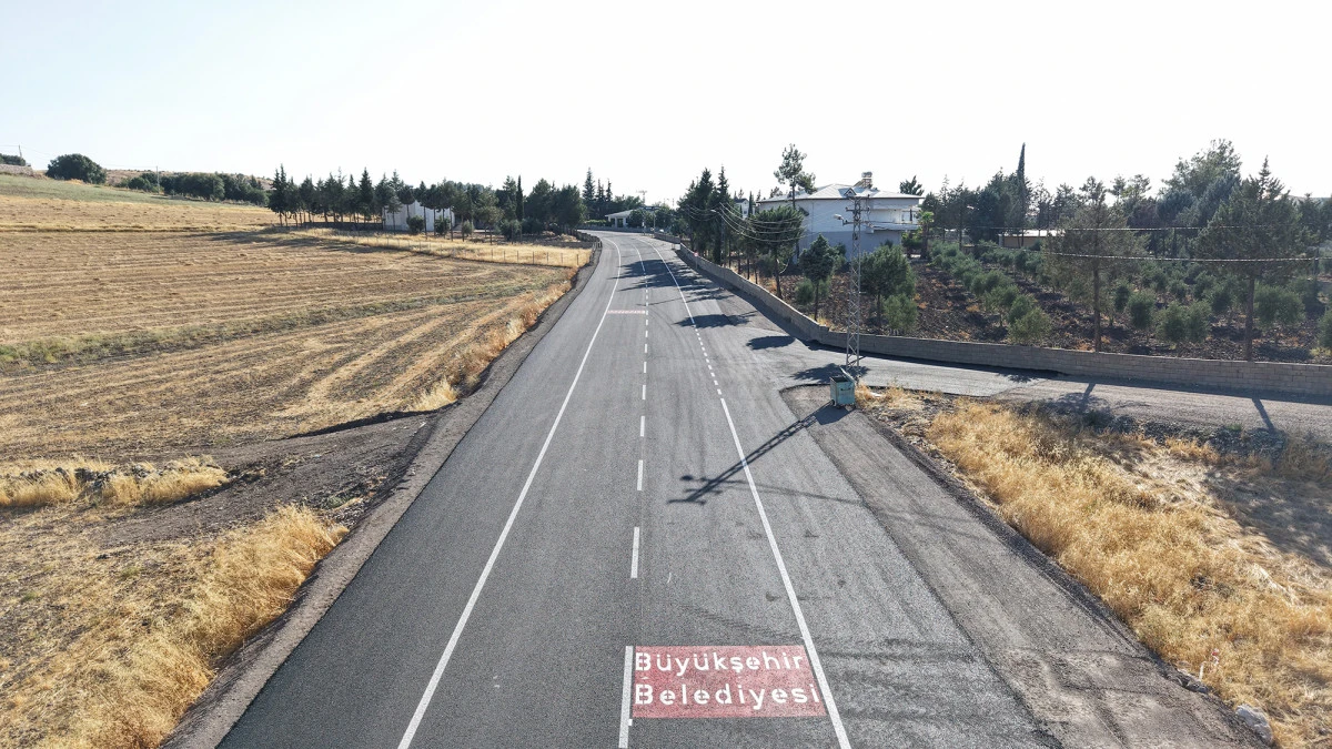B&uuml;y&uuml;kşehir, Dulkadiroğlu Kırsalında 45 Milyonluk Yol Yatırımını Tamamladı!
