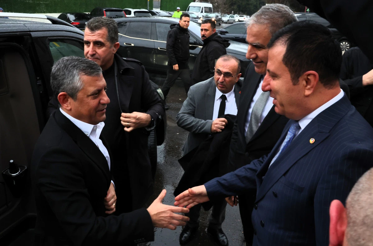 CHP Genel Başkanı &Ouml;zg&uuml;r &Ouml;zel&rsquo;den KMTSO&rsquo;ya Ziyaret!