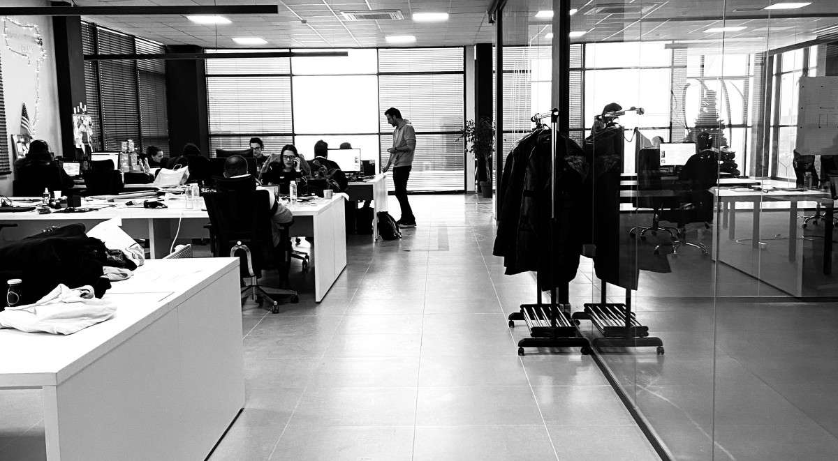 En az ilkokul mezunu personel alımı!