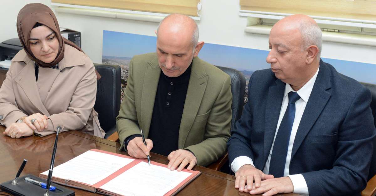 Kahraman Kadın Akademisi İçin İmzalar Atıldı!