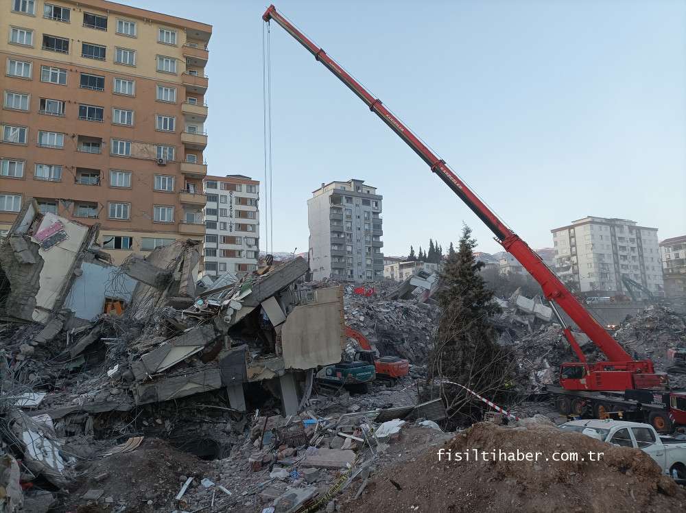 Prof. Dr. Naci Görür, O bölge için rahatlatıcı açıklama yaptı!