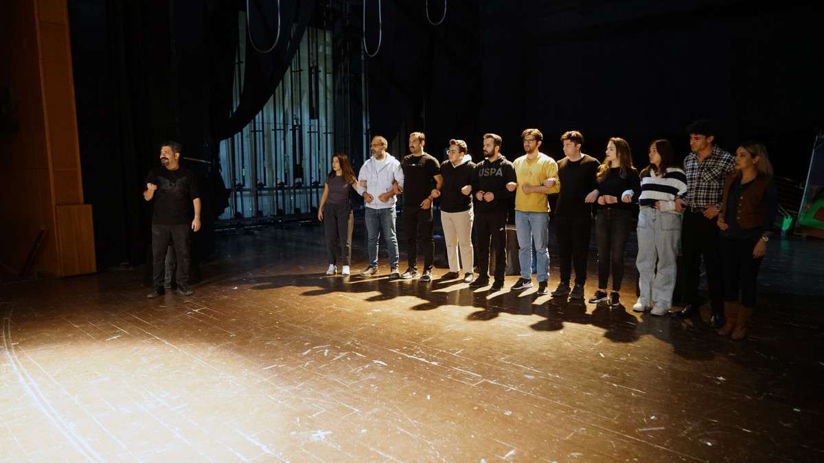 Sahne Maraş Ocak Ayında Perde Diyor!