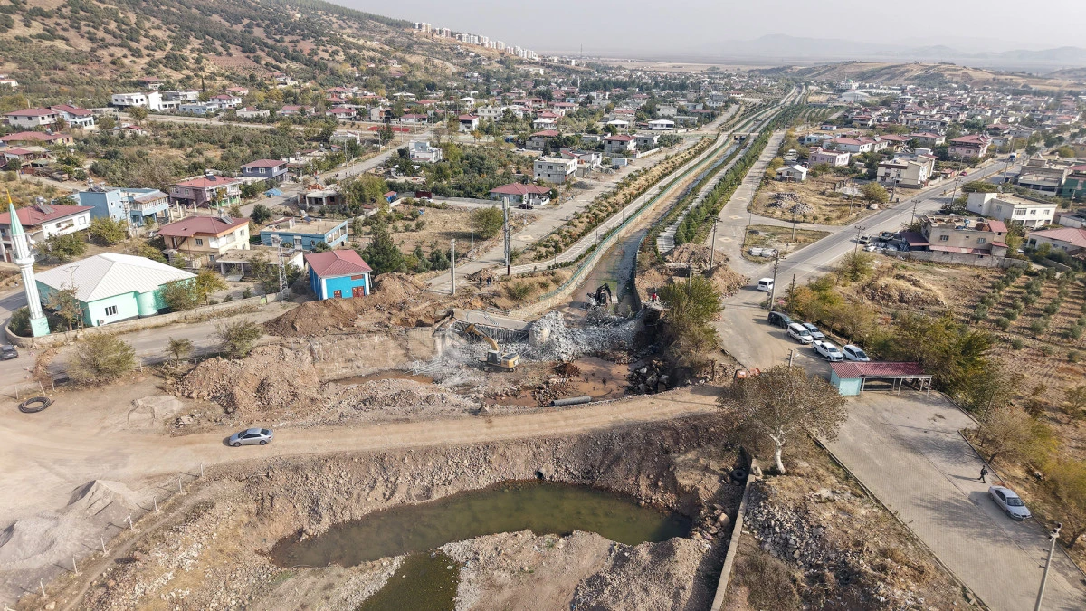 Şekeroba’ya Yeni Köprü!