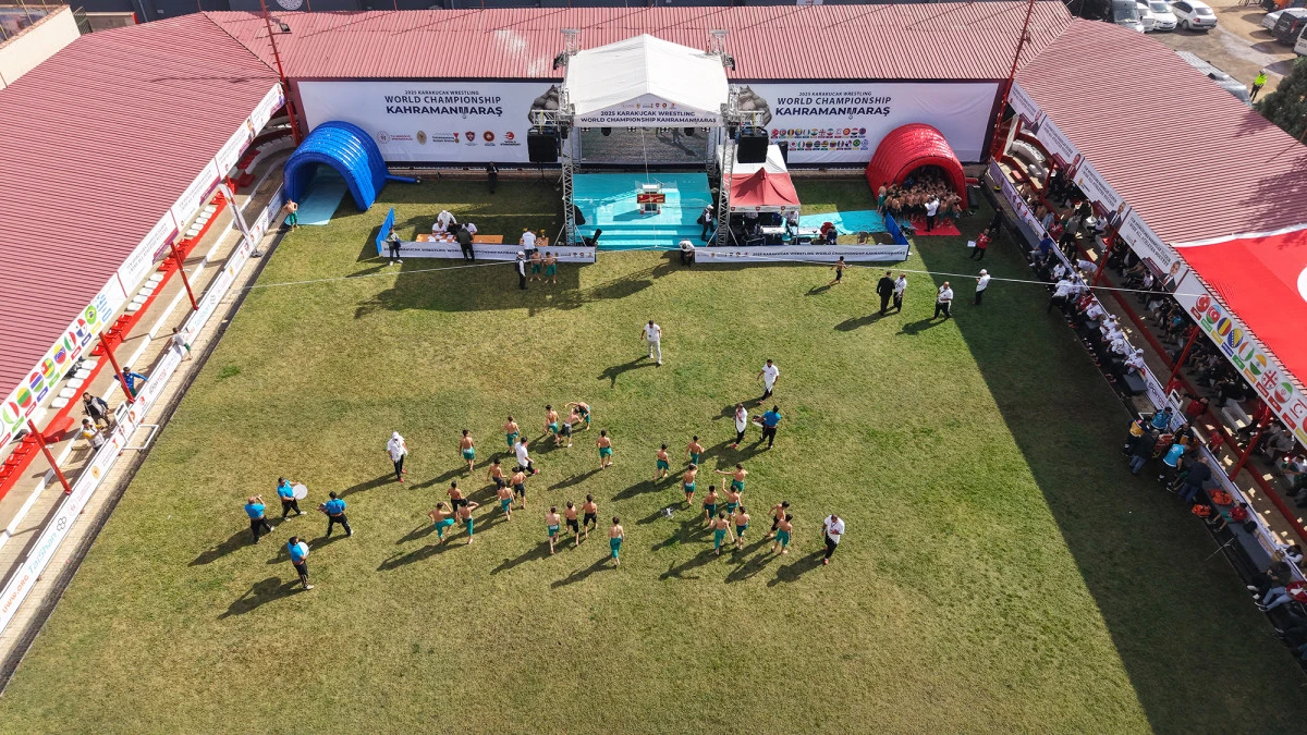 Türkiye Kısa Şalvar Güreş Şampiyonası Batıpark’ta Başladı!