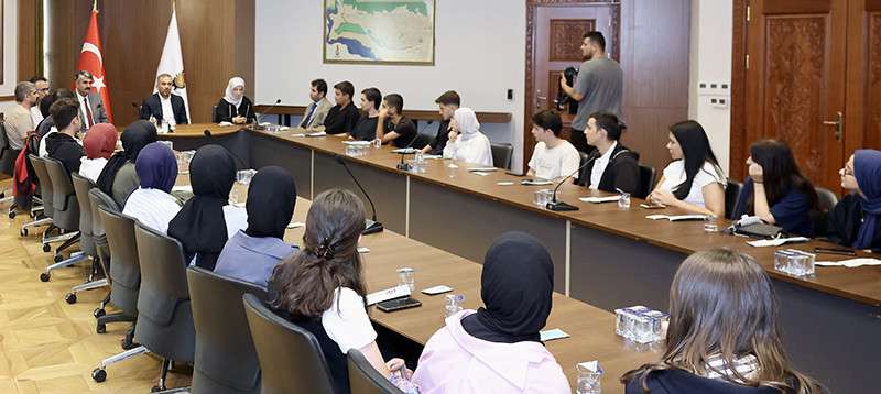 Üniversite Hazırlık Kursu’na katılan gençlere motivasyon dopingi!