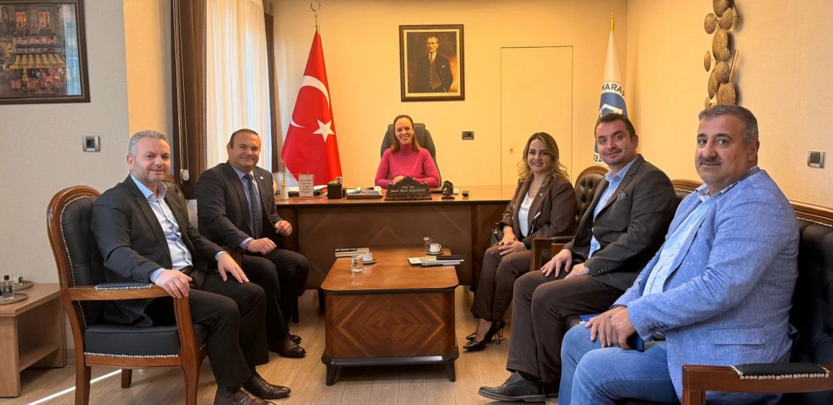 Yetkili Sendika Eğitim-Bir- Sen Katkılarıyla İstiklal Üniversitesinde Rekor Promosyon Anlaşması!